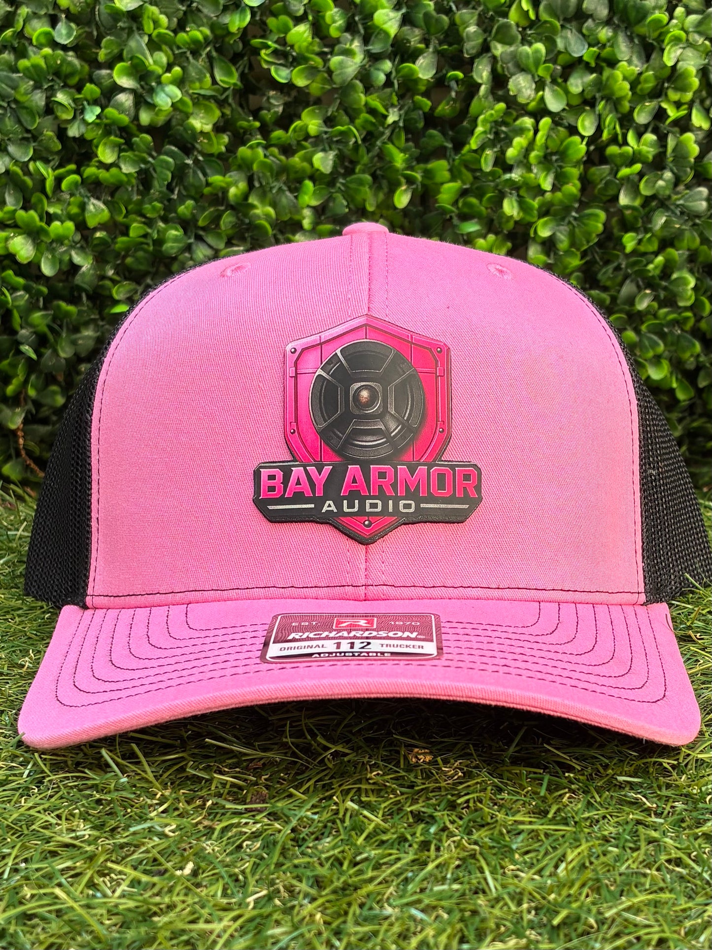Richardson 211 Trucker Pink/Black Hat